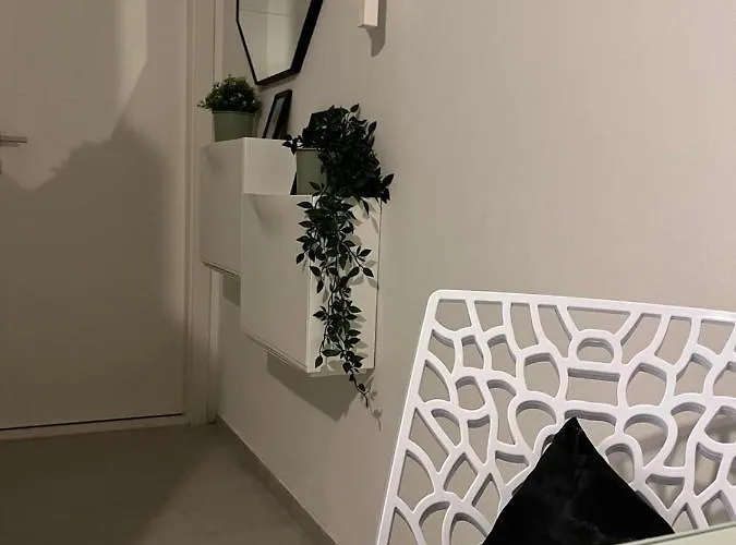 Apartment Ante *